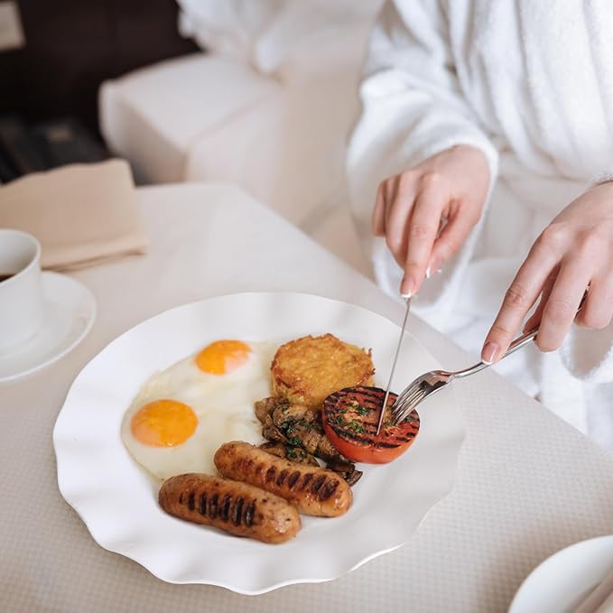 WhatsApp Image 2025-09-27 at 10.02.18 PM (2)